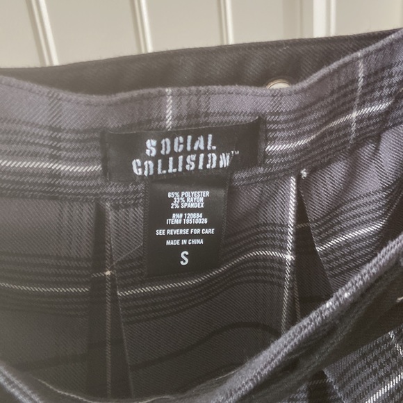 Black Plaid Skirt - Picture 3 of 5